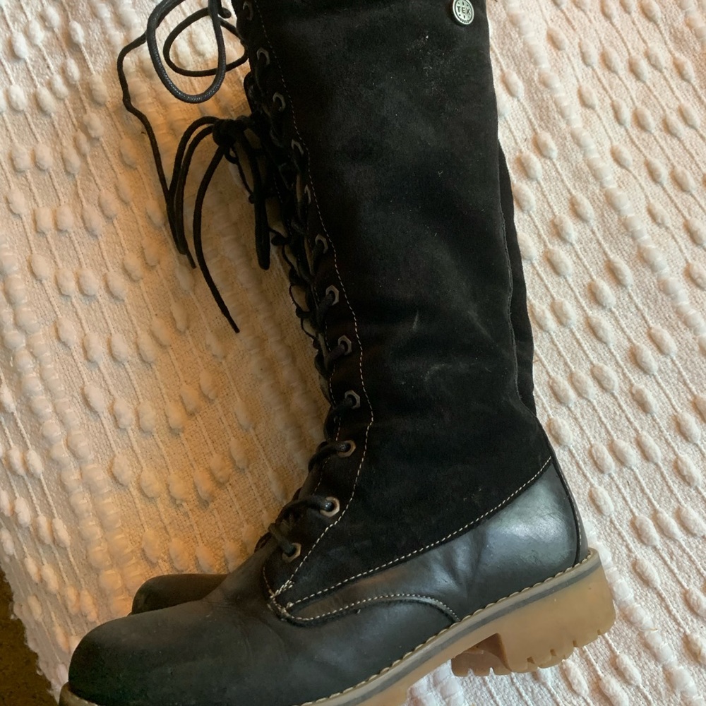 Winter boots. Collective. Genuine leather and shearling lined.